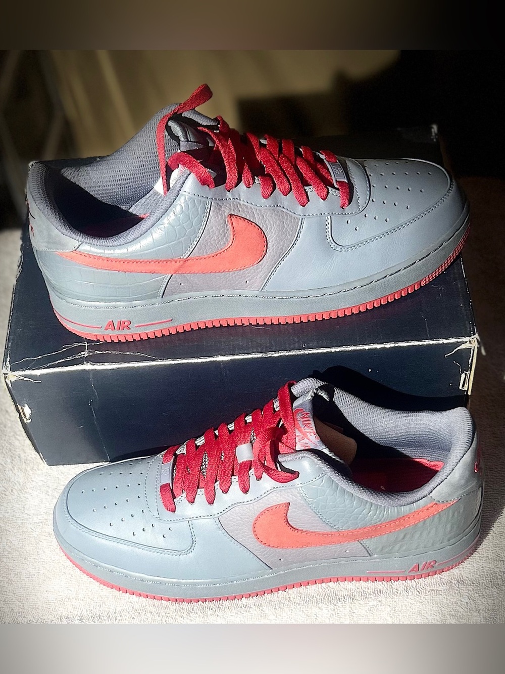 Nike Air Force 1 Premium 'Flint Varsity Red' style 318775-062 OG box